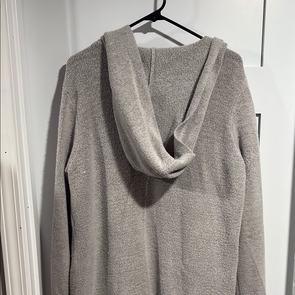 Cyrus Gray Knit Cardigan Sweater - Picture 4 of 5